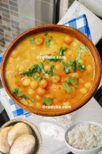 chana ros, chana ros goan style, chana ross, coconut chickpea curry, goan chana masala, goan chana ross, goan chickpeas curry, traditional goan curry